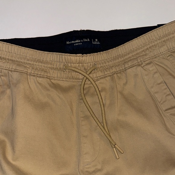 Abercrombie & Fitch Men's Khaki Chinos - Picture 3 of 12